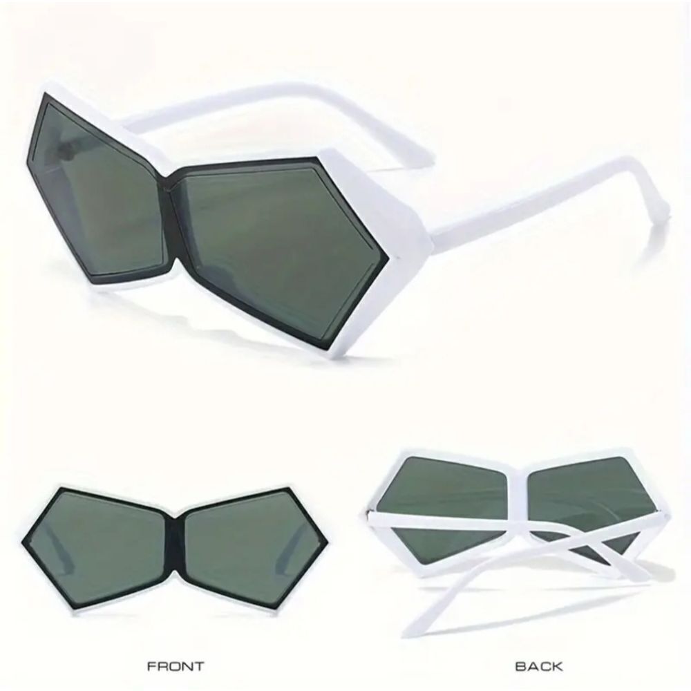 Futuristic dramatic oversized sunglasses NWT - image 6